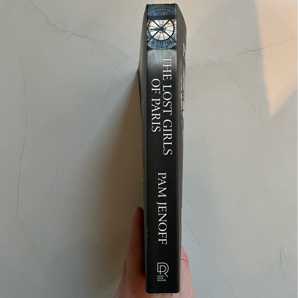 The Lost Girls of Paris - Novel By Pam Jenoff - Picture 4 of 4